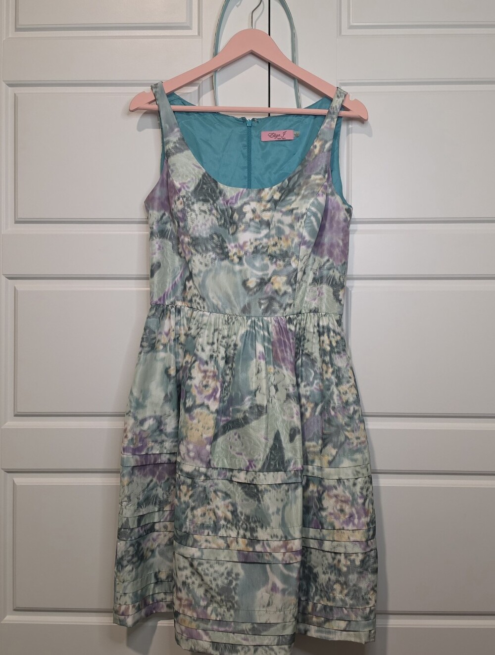 Eliza J Watercolor Pleated Fit & Flare Dress Size 8